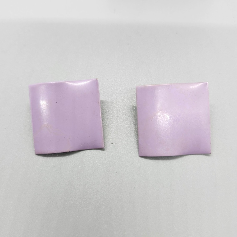 Lavender Square Stud Earrings 1" Wavy Enamel Chic Fashion Jewelry